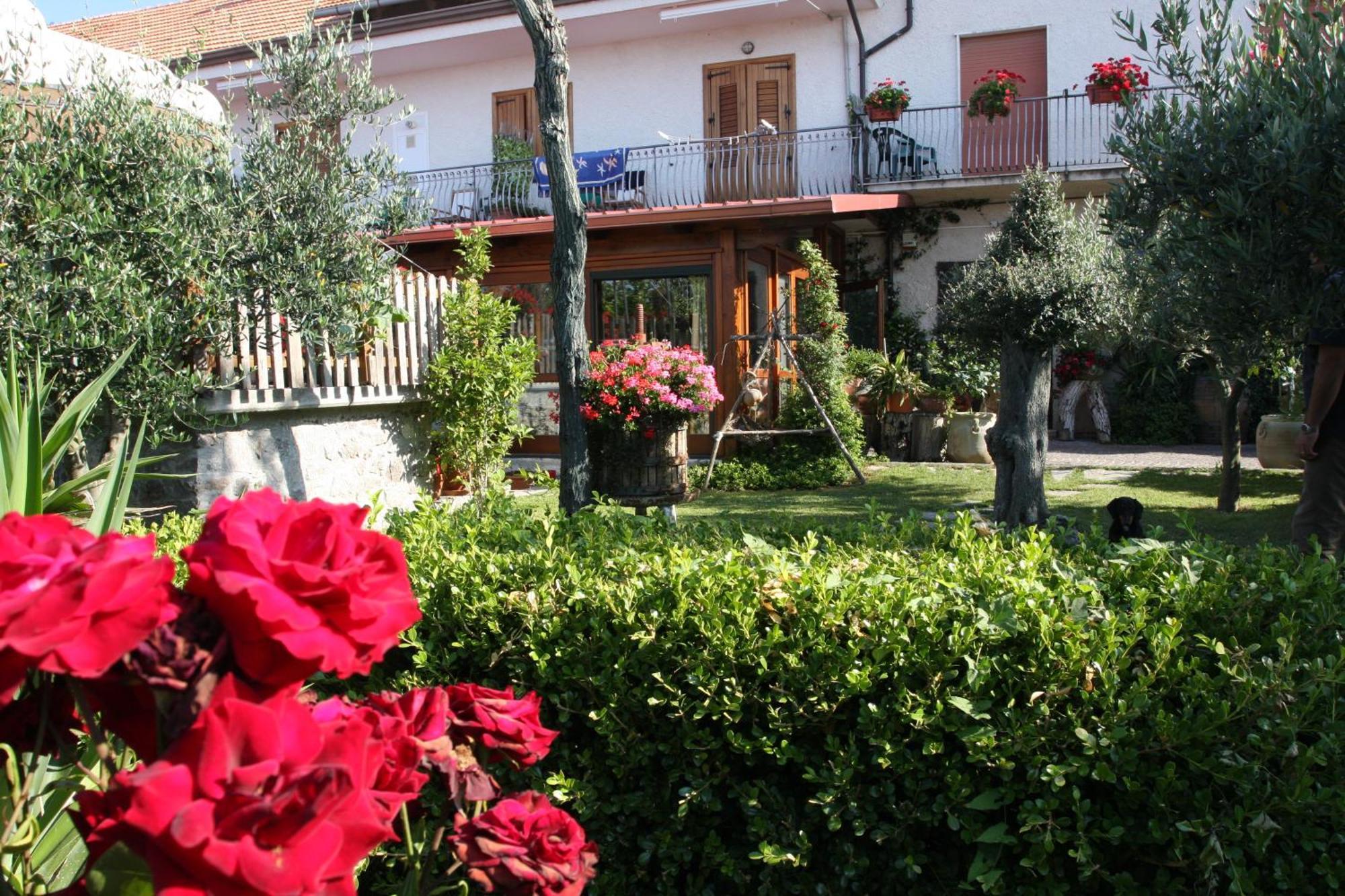 Agriturismo Mare E Monti Аджерола Экстерьер фото